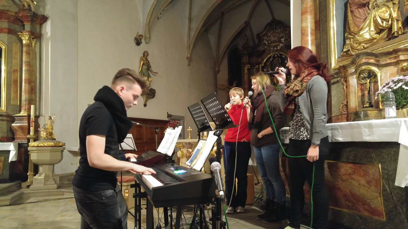 Auftritt in St. Vitus am 23.10.2016 zusammen mit der Band 7heaven